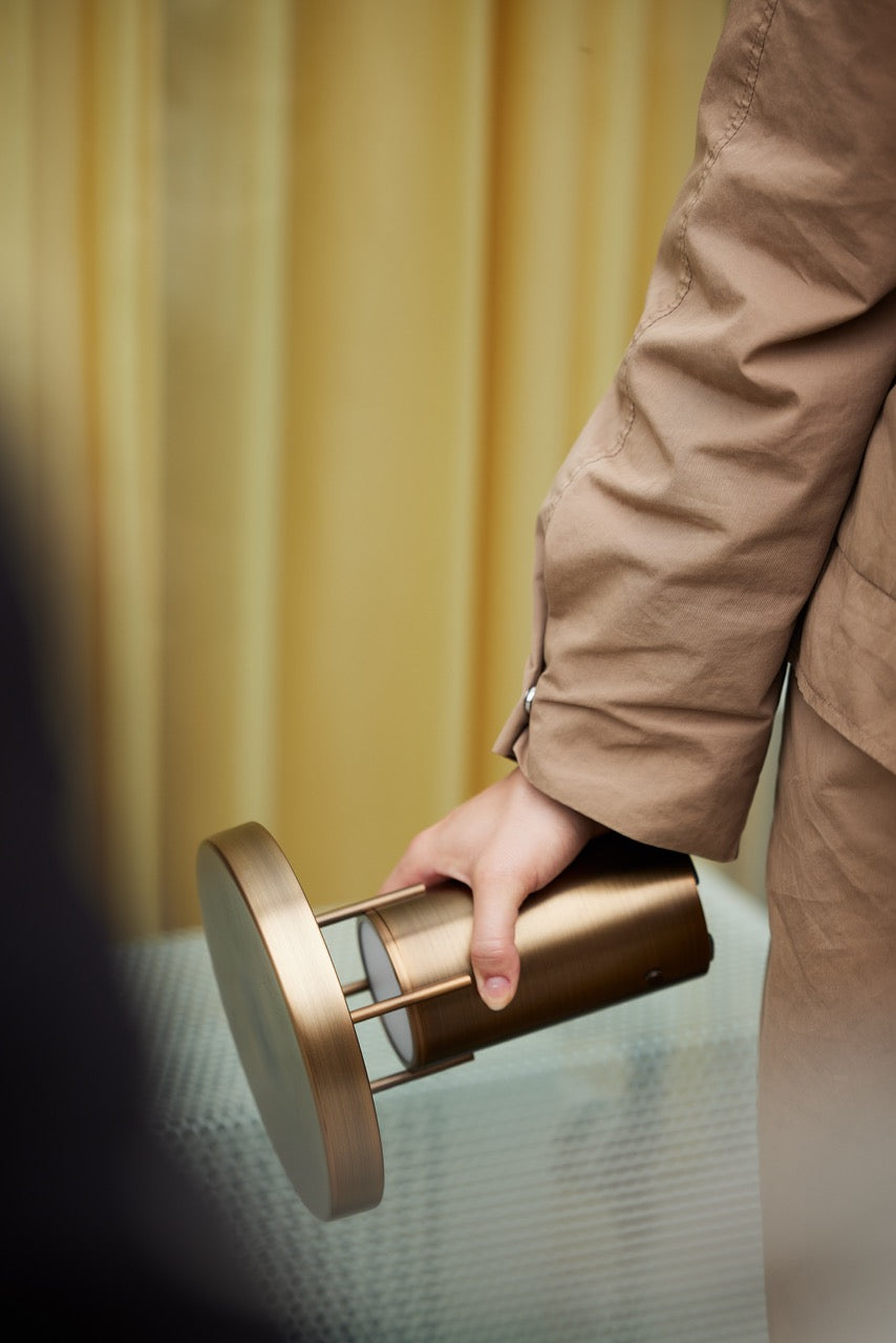 BringMe Transportabel Lampe Mini Bruneret Messing