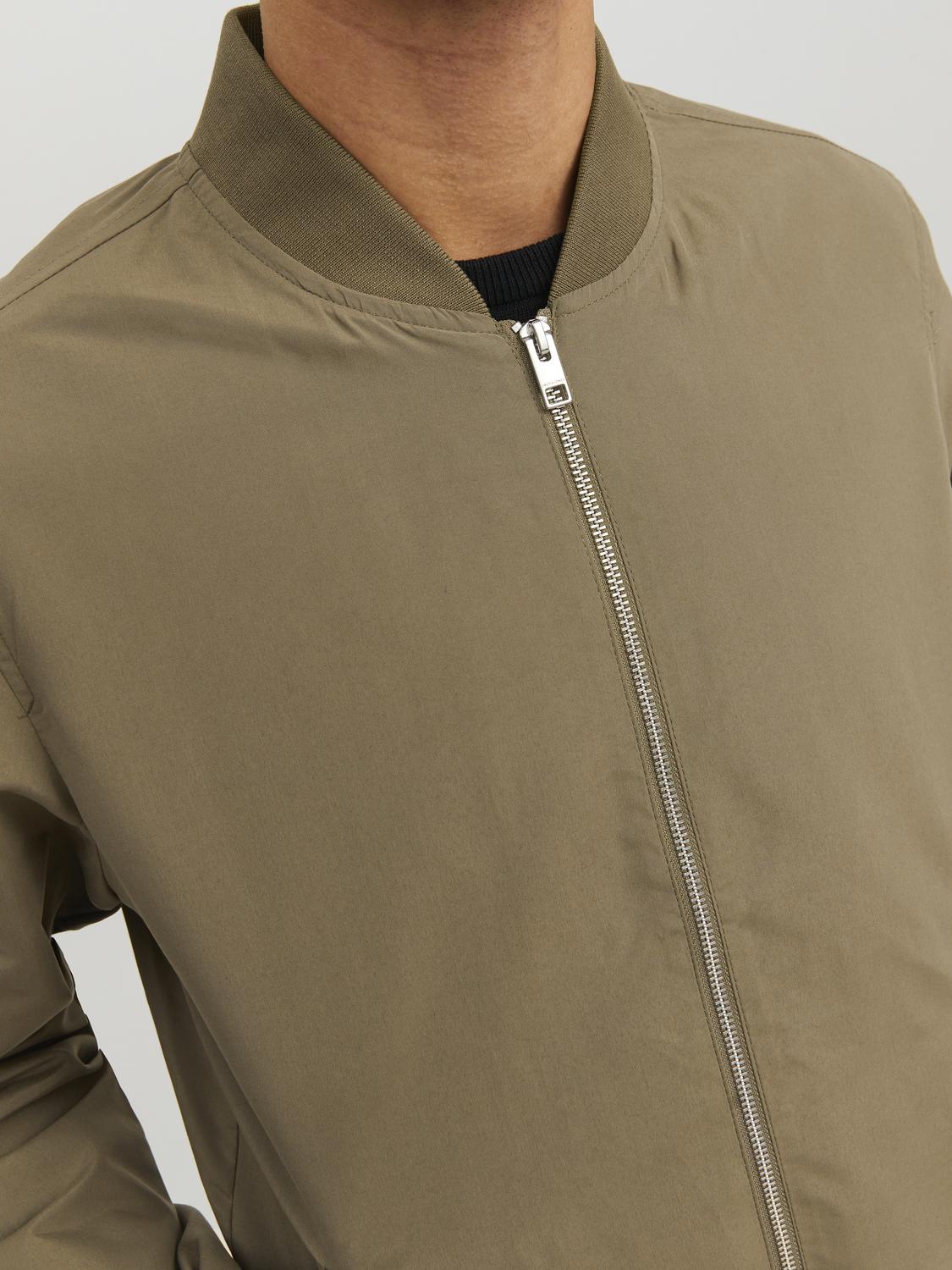 Jjerush Bomber Noos