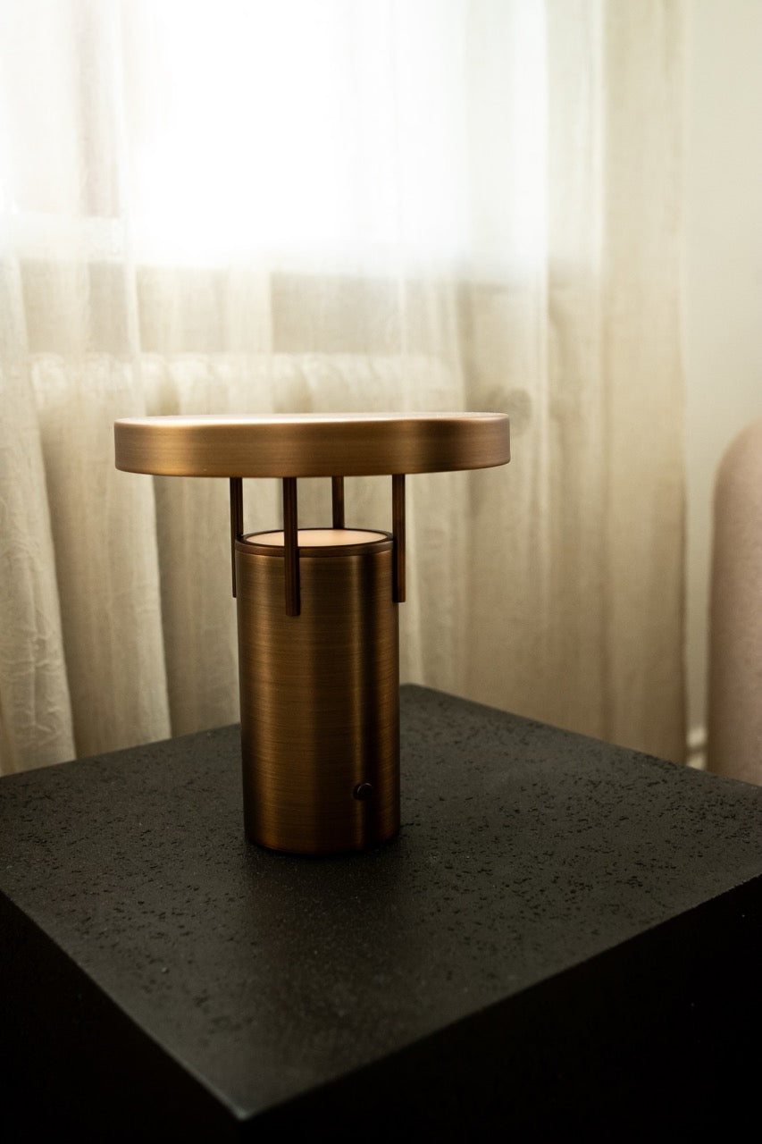 BringMe Transportabel Lampe Mini Bruneret Messing